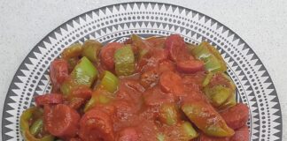 biberli domates soslu sosis yapılışı