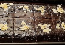 brownie tadında ıslak kek tarifi